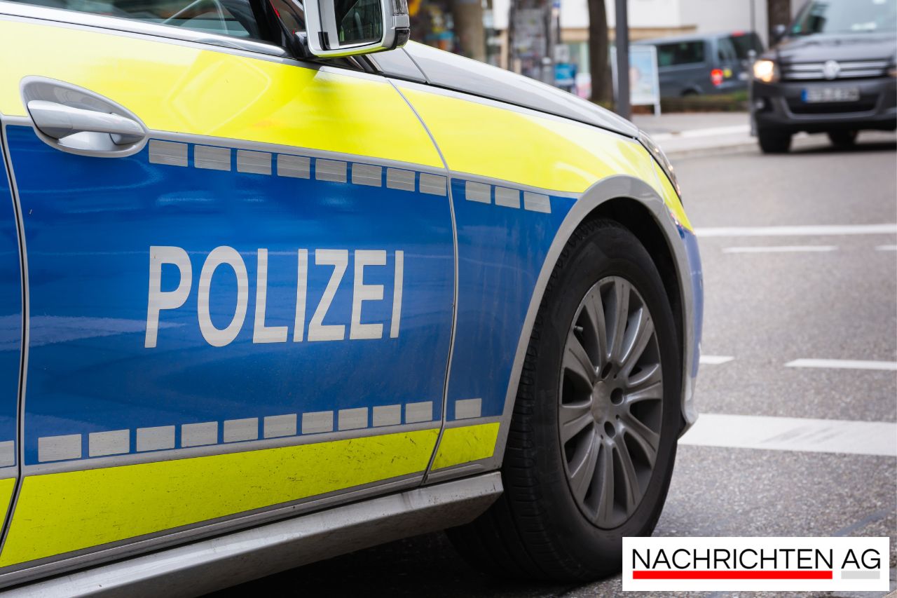 Betrunkener schlägt Autoscheibe ein – Großmutter und Enkel entkommen!