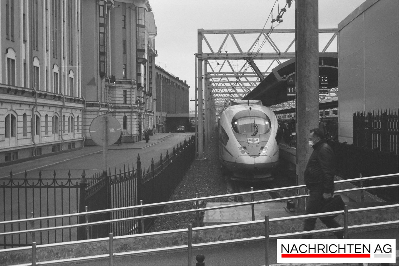 Schock in Wittenau: Unbekannter Schütze richtet Waffe auf U-Bahn!