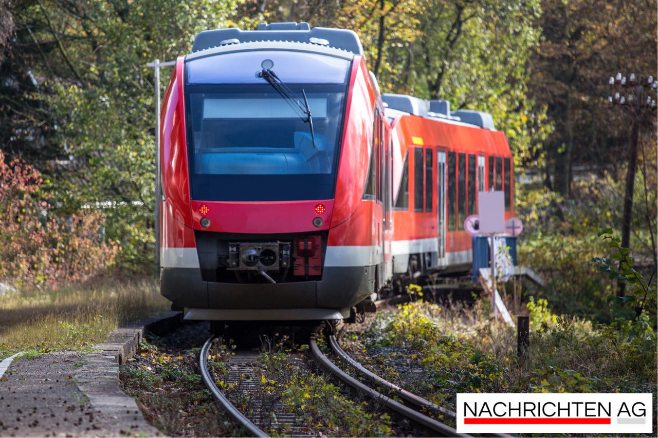 Wichtige Sanierung am Bahnhof Spandau: Dachrenovierung ab November!