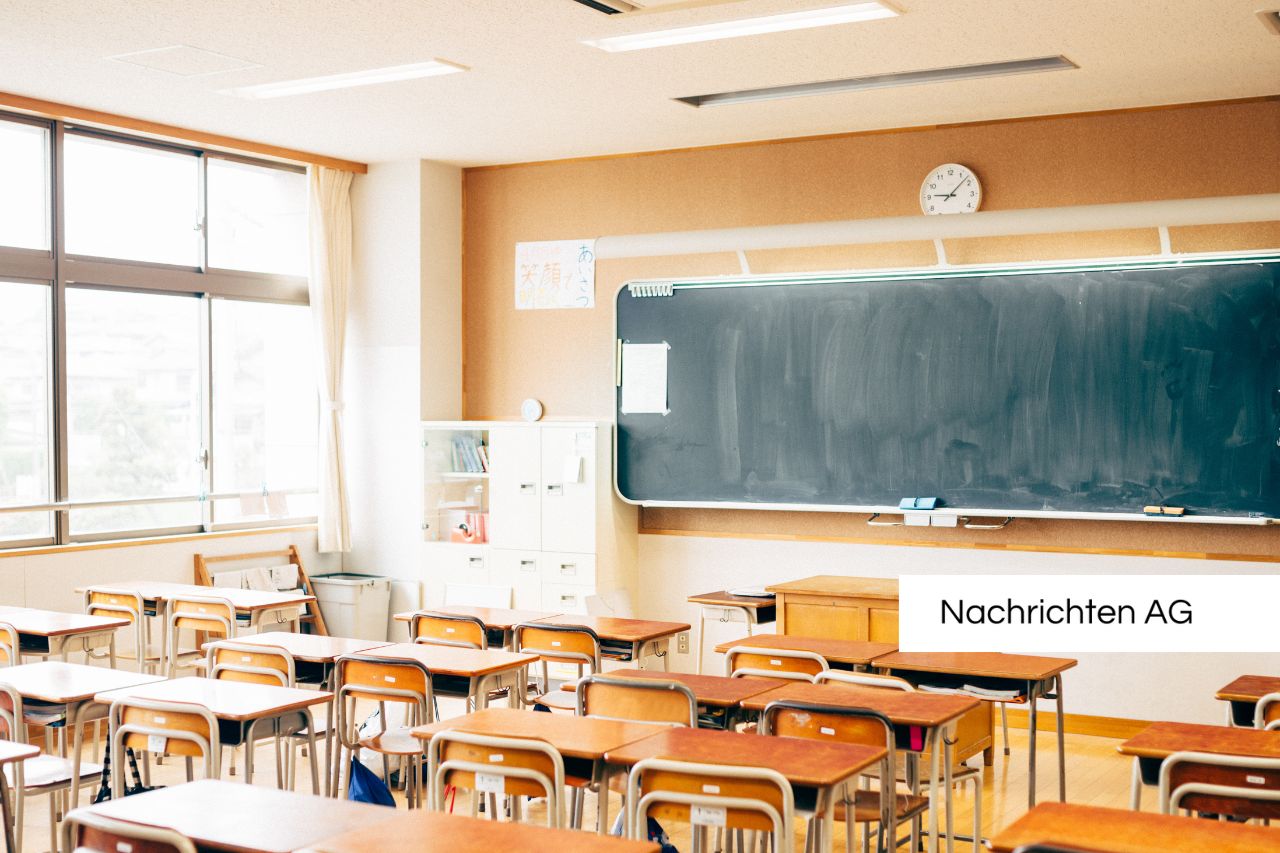 Richtfest der Franz-Carl-Achard-Grundschule: Modernisierung naht!