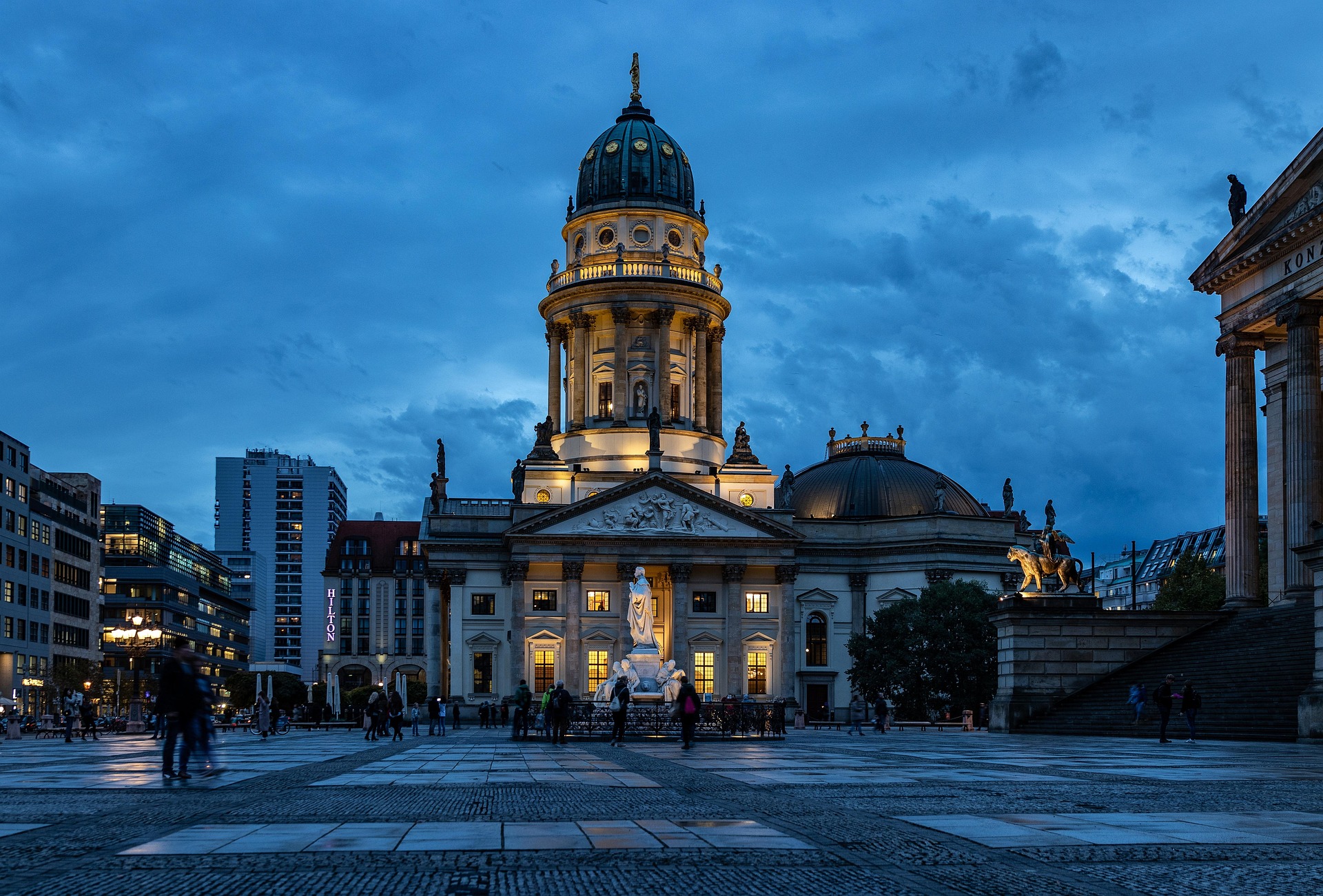 Investitionsgipfel in Berlin: Merz und Huang besiegeln Kooperation für digitale Transformation
